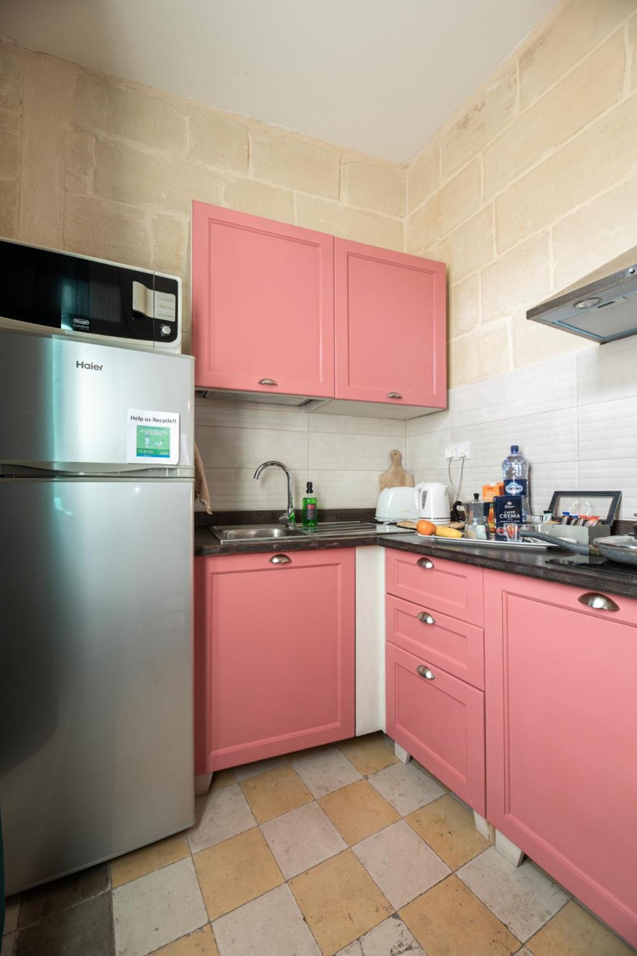 Concetta Studio Apartments By Holihomes Cospicua Экстерьер фото